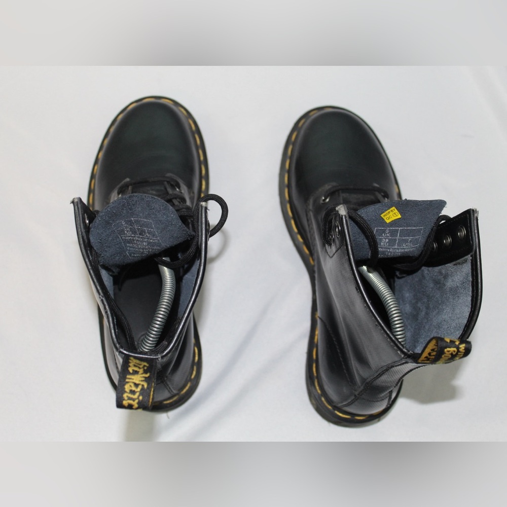Dr Martens Doc Martens 1460w Ladies 7 Leather Combat Boots Air Wair - Picture 4 of 7